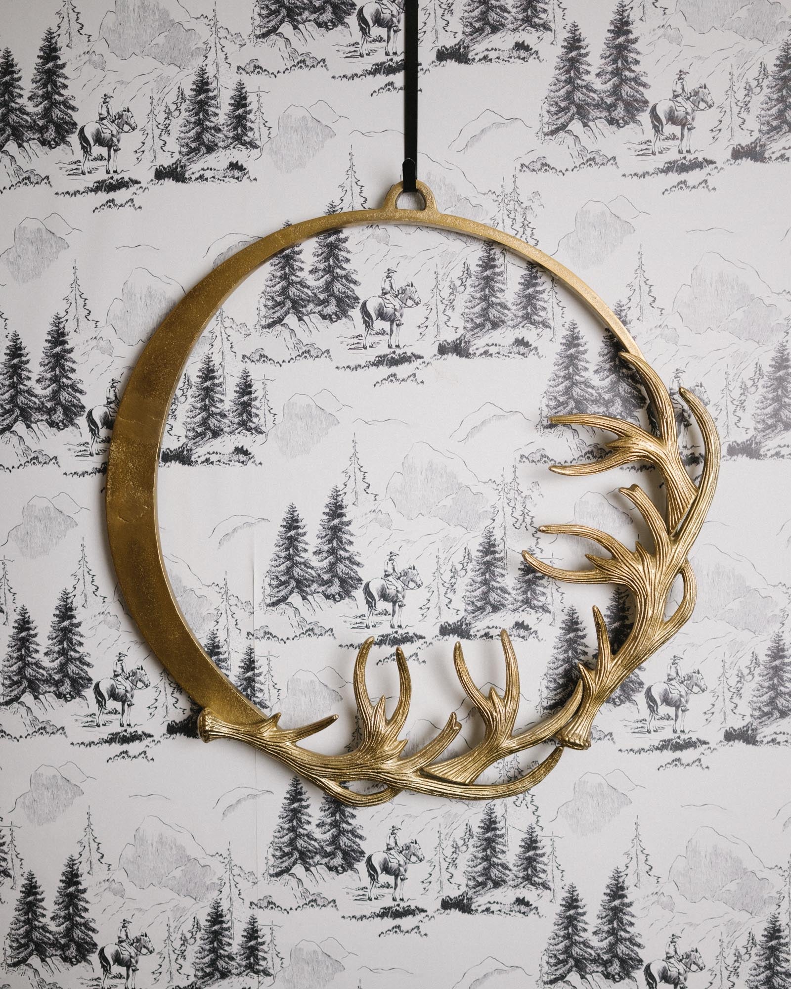 brass-antler-wreath-501330.jpg